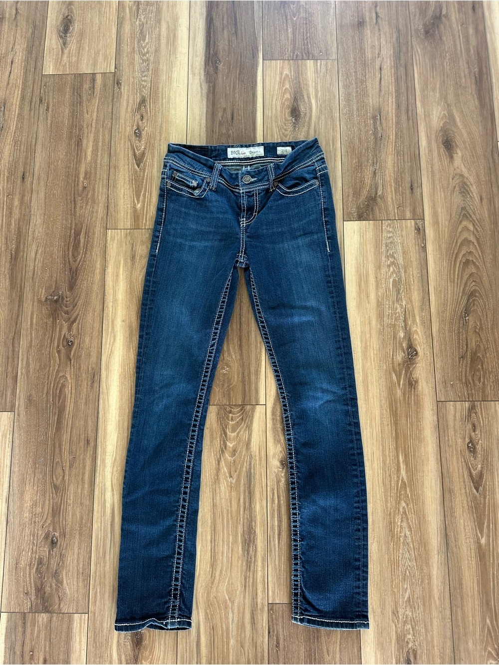 Bke denim womens Dakota jeans size 27L